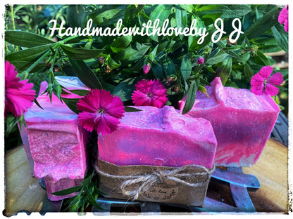 Burnin LOVE - HandmadewithlovebyJJ